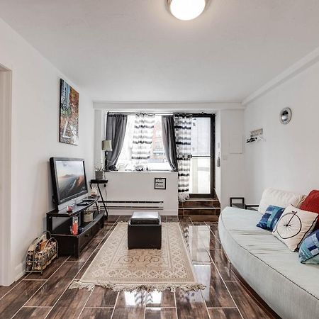 Bright Parkdale Court - Little Portugal W/ Free Parking Toronto Exterior foto