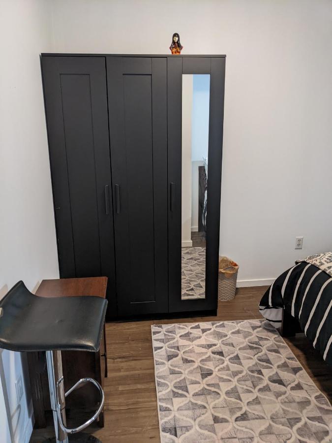 Bright Parkdale Court - Little Portugal W/ Free Parking Toronto Exterior foto